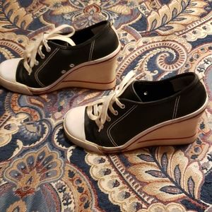Steve Madden Wedge Tennis Shoes